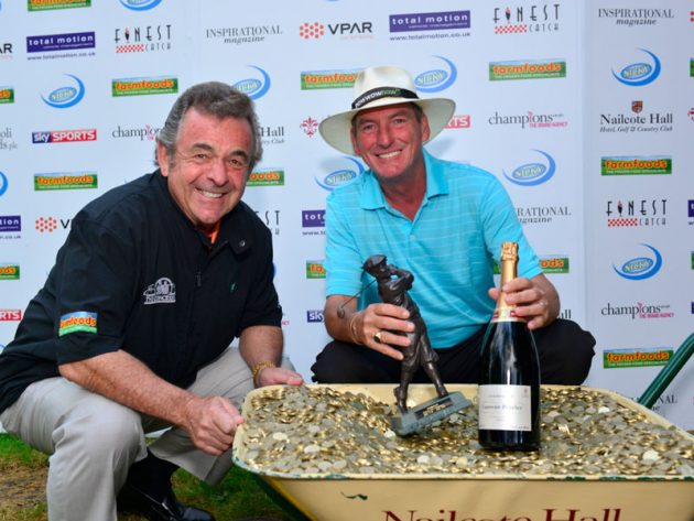 Last year's winner Mark Mouland with tournament host Tony Jacklin