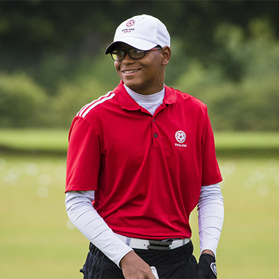 A quintuple bogey on the 12th ended Robin Williams' hopes of winning the Carris Trophy