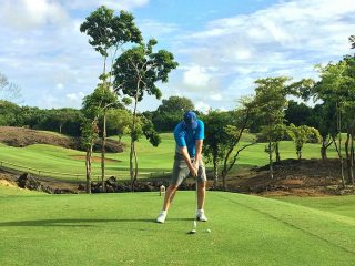 Mark hits the Links Course at Belle Mare Plage