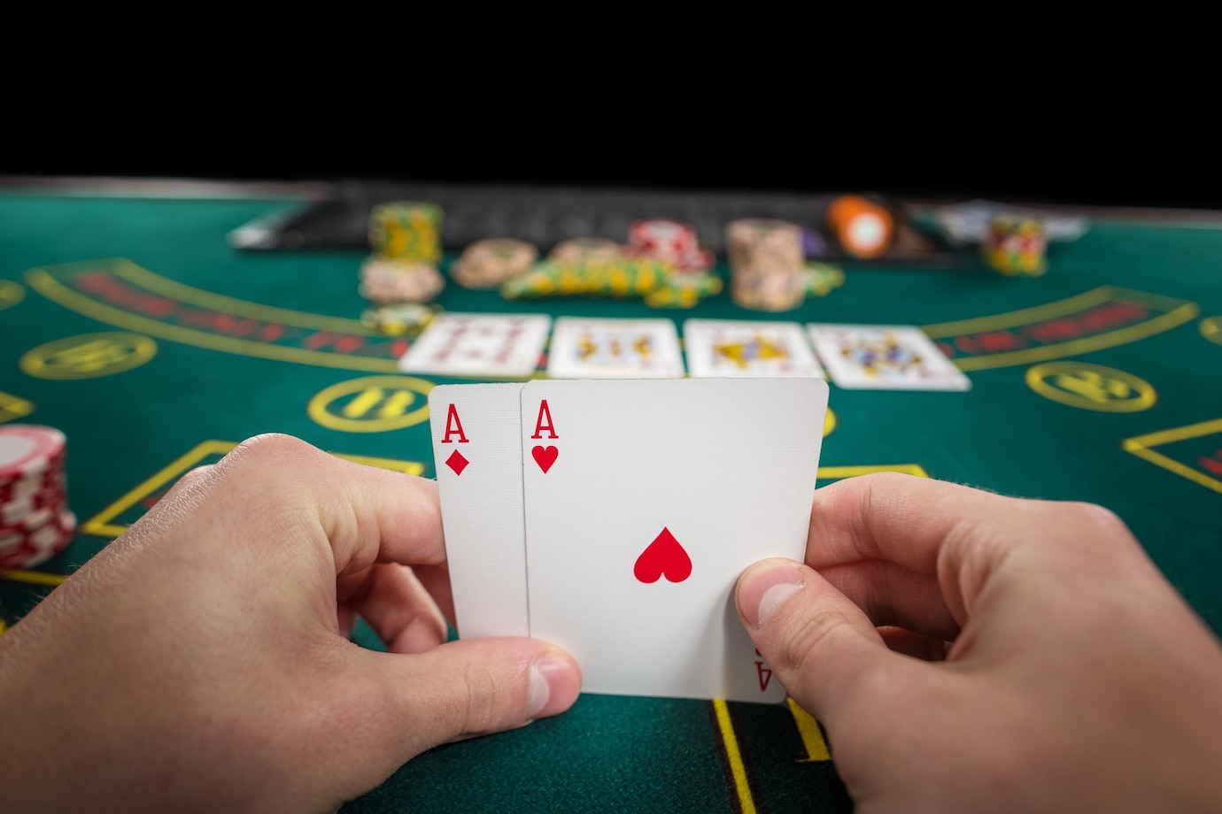 A Handy Guide to Texas Hold 'Em Hands: Know Your Cards for Poker ...