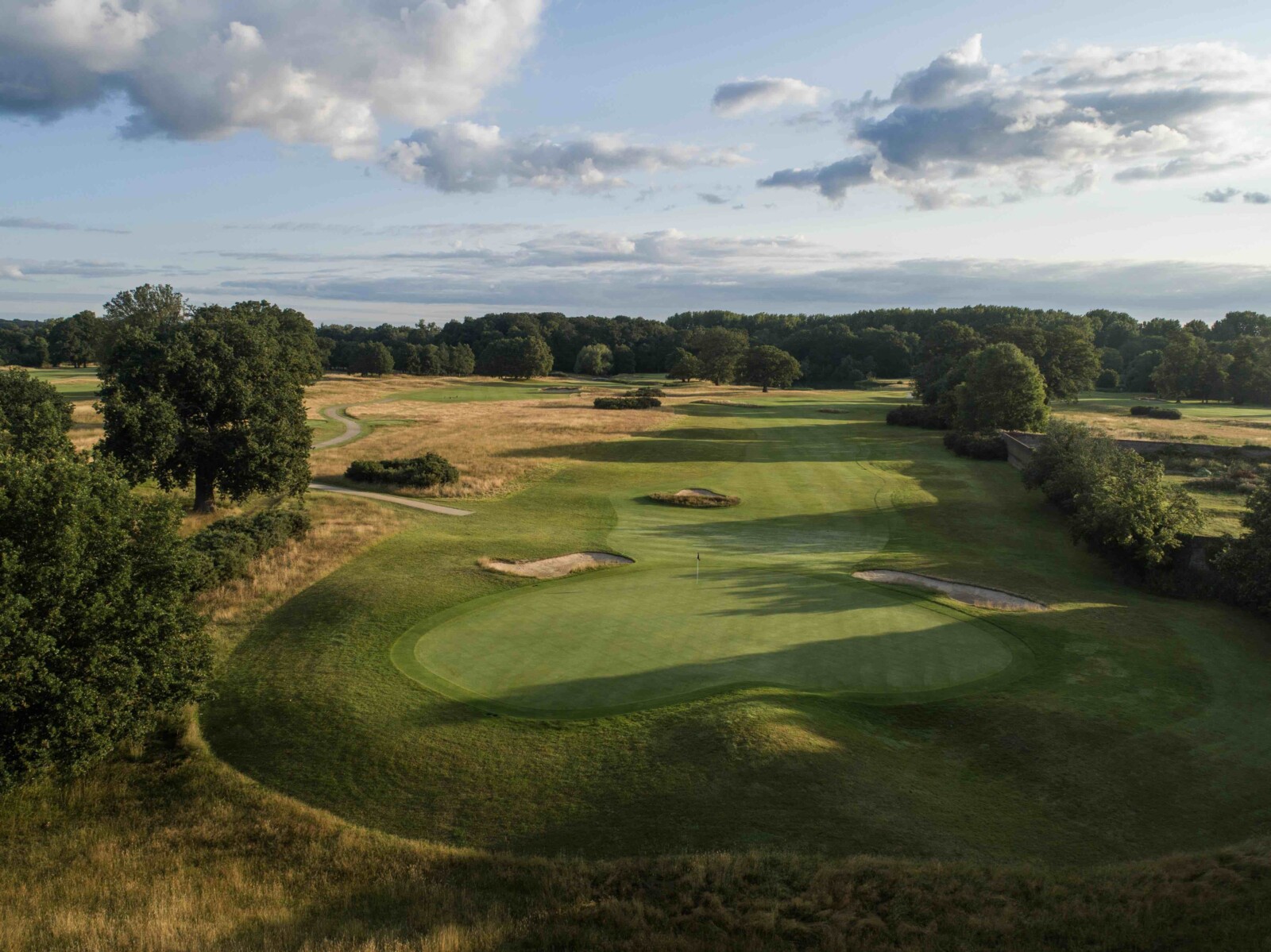 DJI 0598 Buckinghamshire presenta una elegante renovación de su casa club por valor de £ 10 millones - Golf News